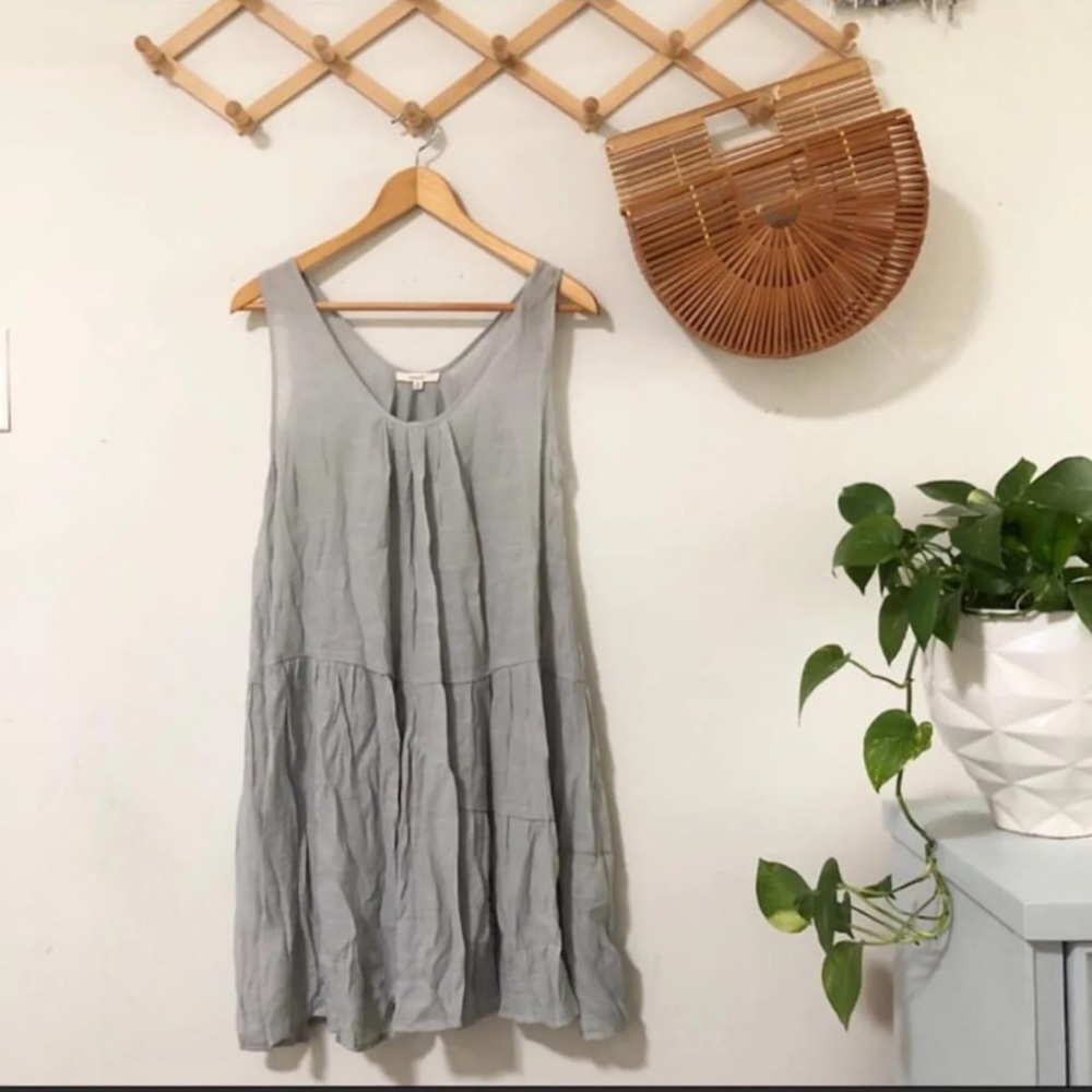 Easel NWT Grey Lightweight Tunic / layering piece